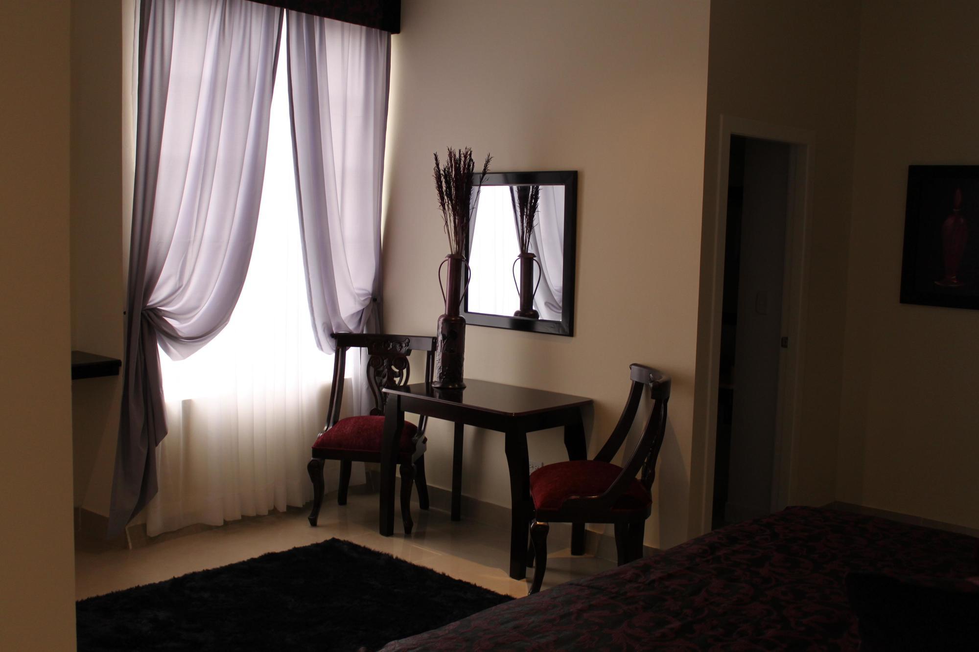 Victoria'S Park Hotel Армения Экстерьер фото